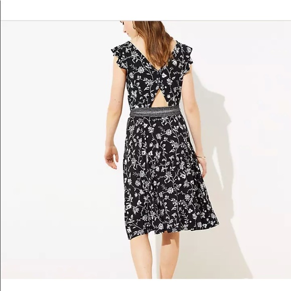 NWT Loft Rainforest cutout button back dress. - 0 - Picture 3 of 10